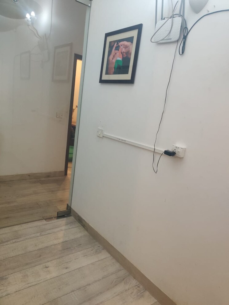 Room, greater kailash i Studio 500 Sq.Ft. Builder Floor In Greater Kailash I Delhi 9186443