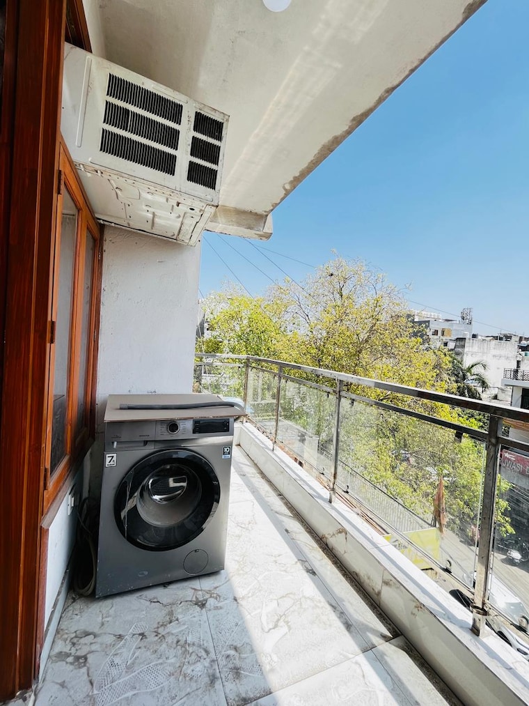 Exterior View, freedom fighters enclave 1 Bedroom 700 Sq.Ft. Apartment In Freedom Fighters Enclave Delhi 9186441