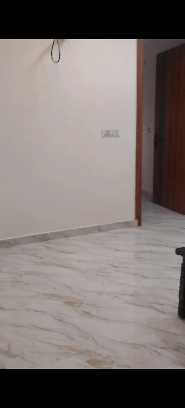 Room, dwarka mor 1 Bedroom 45 Sq.Yd. Builder Floor In Dwarka Mor Delhi 9186487