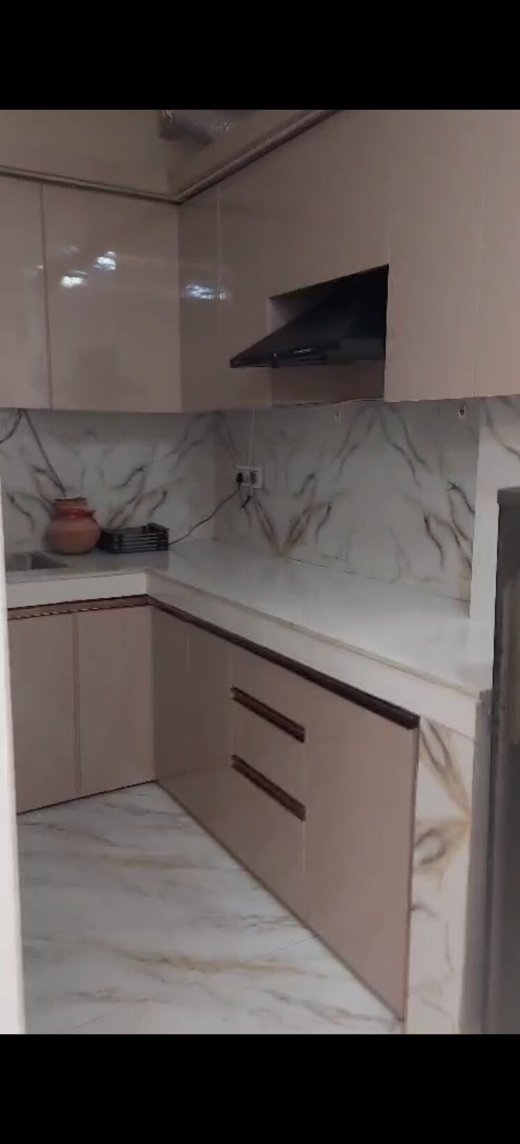 Kitchen, dwarka mor 1 Bedroom 45 Sq.Yd. Builder Floor In Dwarka Mor Delhi 9186487