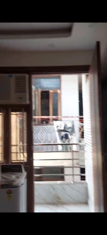 Bathroom in 1 BHK Builder Floor at Dwarka Mor – for Rent