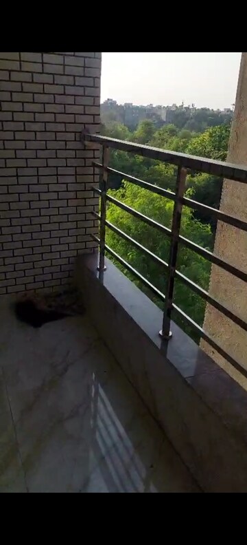 Balcony in 1 BHK Builder Floor at Dwarka Mor – for Rent