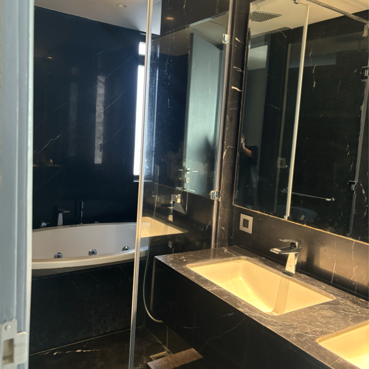 Kitchen, lodha-the-park-trump-tower 6+ Bedroom 2950 Sq.Ft. Apartment In Kamala Mill Mumbai 9186458