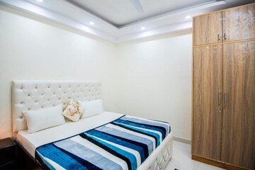 Bedroom in 3 BHK Builder Floor at Chattarpur – for Rent