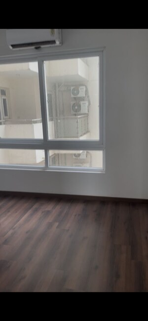 Furnished Amenities in 3 BHK Apartment at SS Cendana, Sector 83 – for Sale