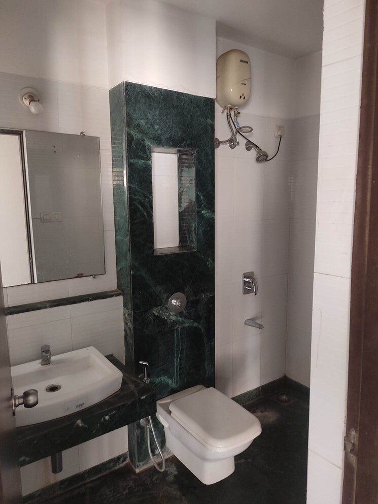 undefined, lodha-splendora 2 Bedroom 950 Sq.Ft. Apartment In Ghodbunder Road Thane 9186463