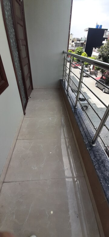 Balcony in 2 BHK Builder Floor at Landcraft Golf Links, Pandav Nagar – for Rent