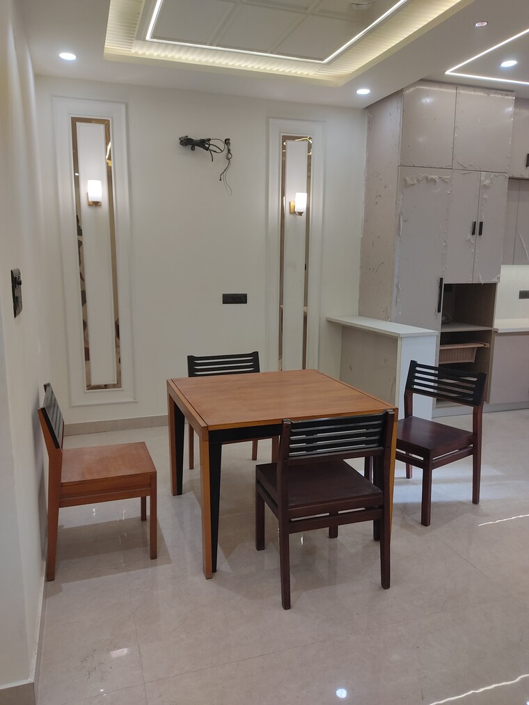 Living Room, sector 85 3 Bedroom 250 Sq.Yd. Builder Floor In Sector 85 Faridabad 9186518