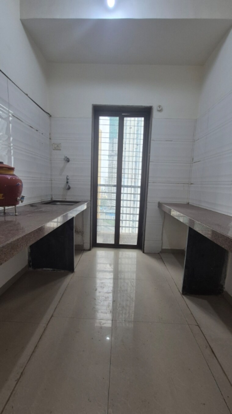 Kitchen, bhatia-esspee-towers 2 Bedroom 650 Sq.Ft. Apartment In Borivali East Mumbai 9186539