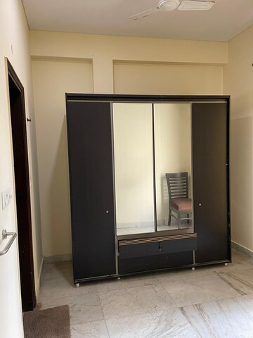 Building Lobby in 4 BHK Independent House at RWA Apartments Sector 51, Sector 51 – for Rent