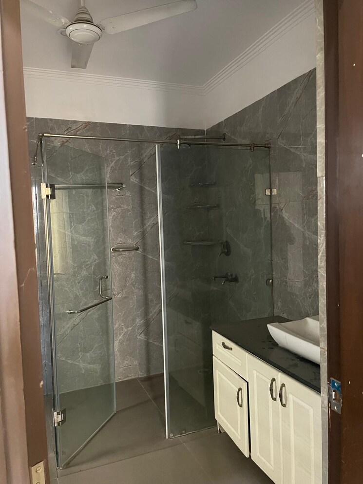 Kitchen, rwa-apartments-sector-51 4 Bedroom 4500 Sq.Ft. Independent House In Sector 51 Noida 9186543