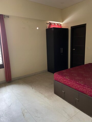 Bedroom in 4 BHK Independent House at RWA Apartments Sector 51, Sector 51 – for Rent