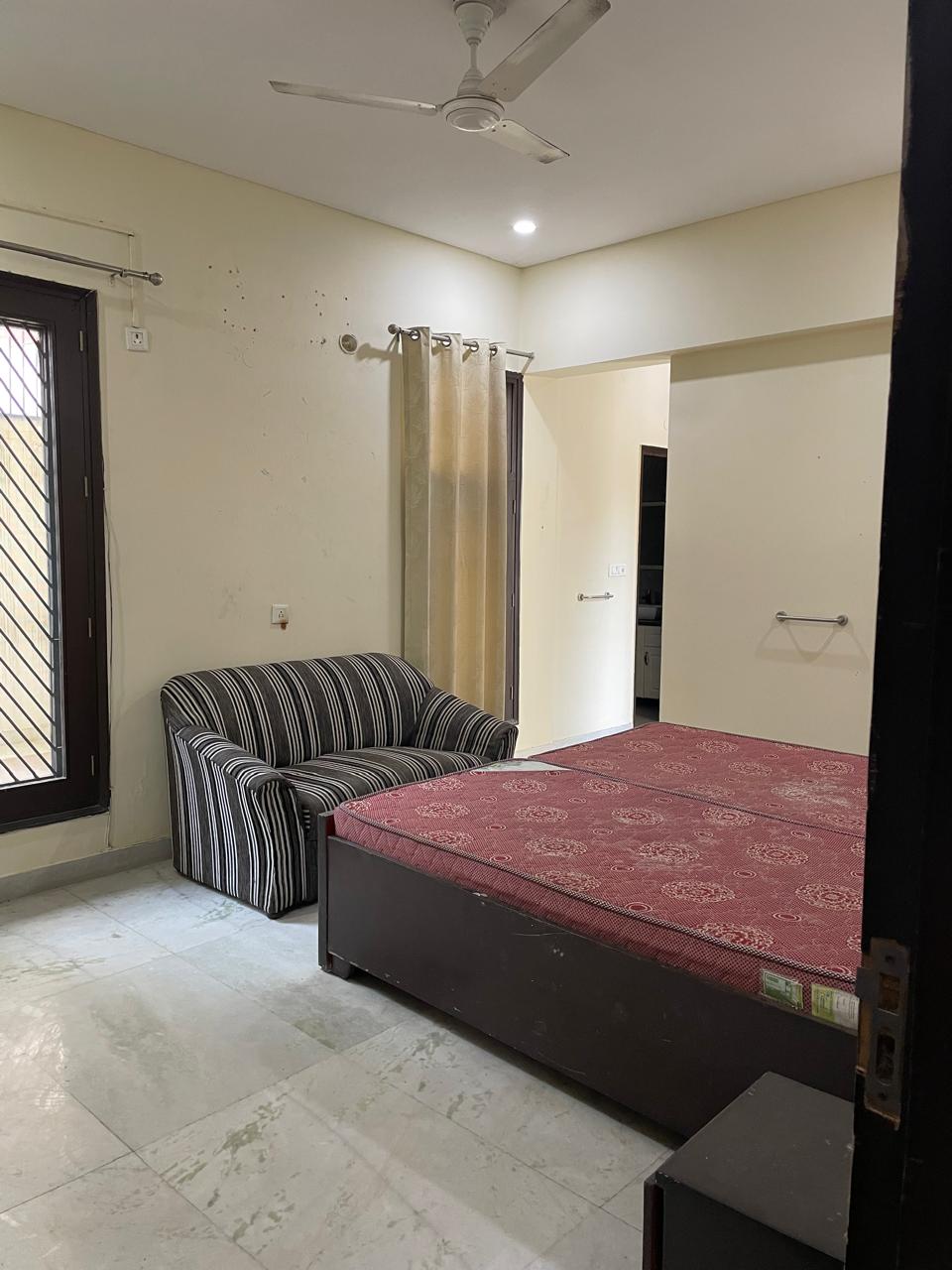 4 BHK + Pooja Room Independent House For Rent in RWA Apartments Sector 51