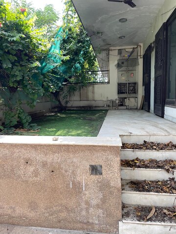 4 BHK Independent House – Exterior View View at RWA Apartments Sector 51, Sector 51 - for Rent