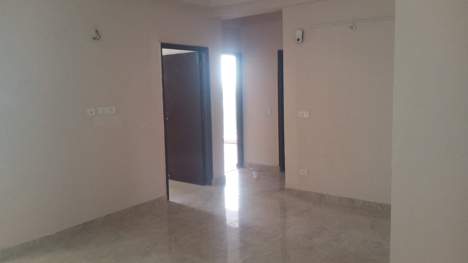 3 BHK Apartment For Rent in Amrapali Golf Homes