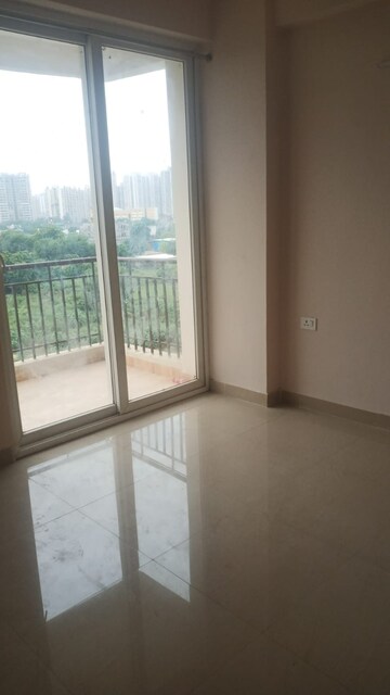 Bedroom in 3 BHK Apartment at Amrapali Golf Homes, Sector 4 Greater Noida – for Rent