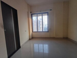 Room in 2 BHK Apartment at Supernal Gardens, Kolshet Road – for Sale
