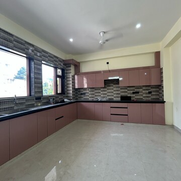 Kitchen in 3 BHK Builder Floor at Ansal Plaza Sector-23, Carterpuri Village – for Rent