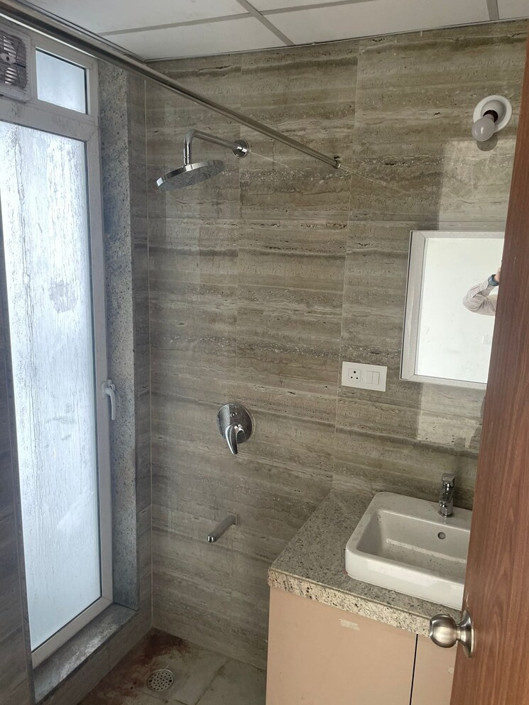 Bathroom, runwal-nirvana 3 Bedroom 1250 Sq.Ft. Apartment In Parel Mumbai 9186588