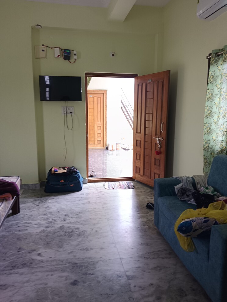 Living Room, manikonda 1 RK 300 Sq.Ft. Apartment In Manikonda Hyderabad 9186594