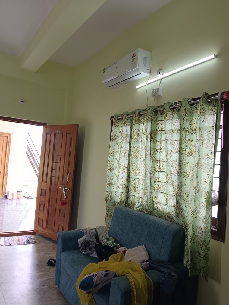 Living Room, manikonda 1 RK 300 Sq.Ft. Apartment In Manikonda Hyderabad 9186594