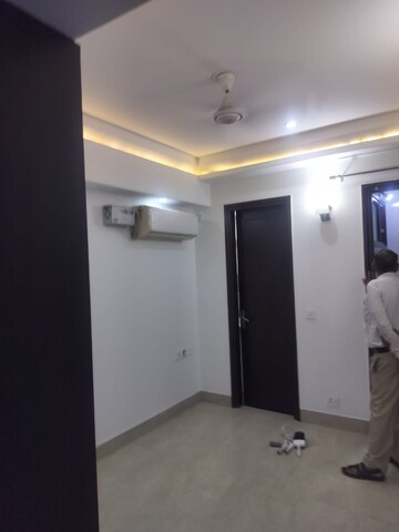 Building Lobby in 3 BHK Builder Floor at Vikas Puri – for Rent