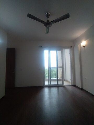 Room in 3 BHK Apartment at SNN Raj GreenBay, Electronic City Phase ii – for Rent