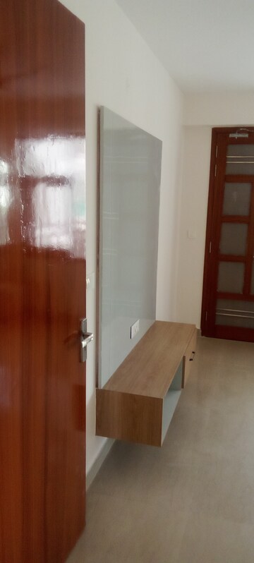 Bathroom in 3.5 BHK Apartment at Apex Green, Sector 8 – for Rent
