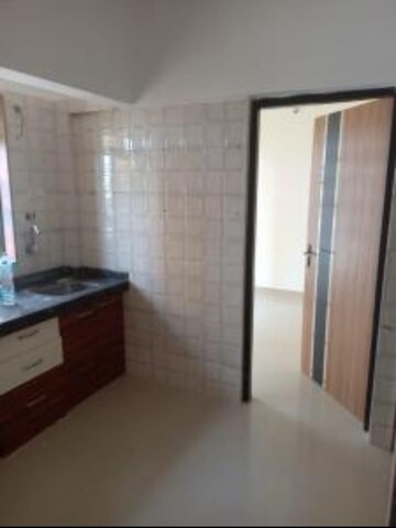Room in 1 BHK Apartment at Shakti Western Park, Nalasopara West – for Rent