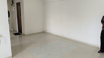 Room in 2 BHK Apartment at Lokhandwala Harmony, Worli – for Rent