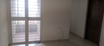Room in 1 BHK Apartment at Nirvana Lifecity, Lohgaon – for Rent