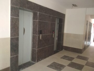 Room in 2 BHK Apartment at Eldeco Acclaim, Sohna Sector 2 – for Sale