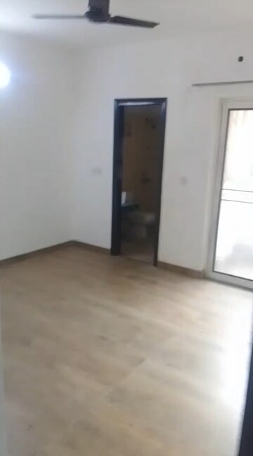 Room in 3 BHK Apartment at BPTP Park 81, Sector 81 – for Rent