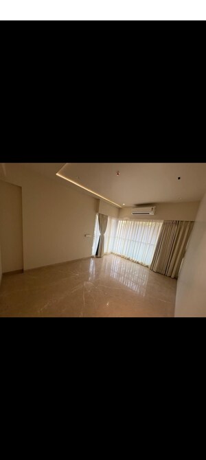 Furnished Amenities in 3 BHK Apartment at Santacruz West – for Sale