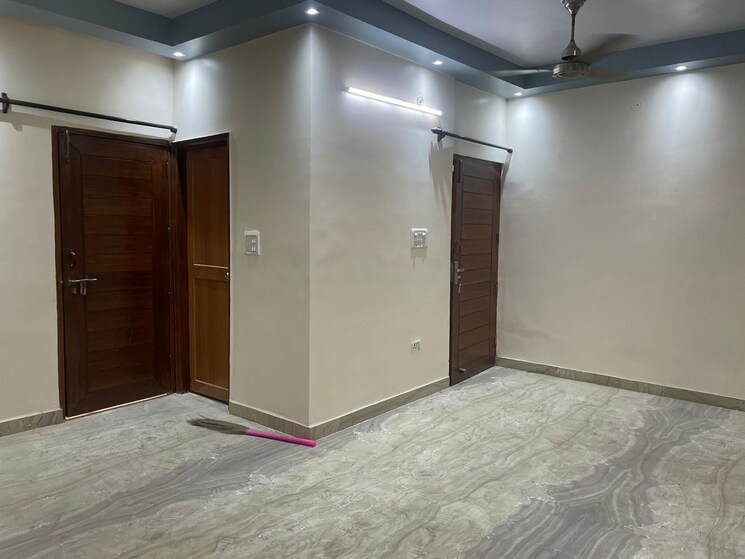 Room, partapur 2.5 Bedroom 122 Sq.Ft. Villa In Partapur Meerut 9186710