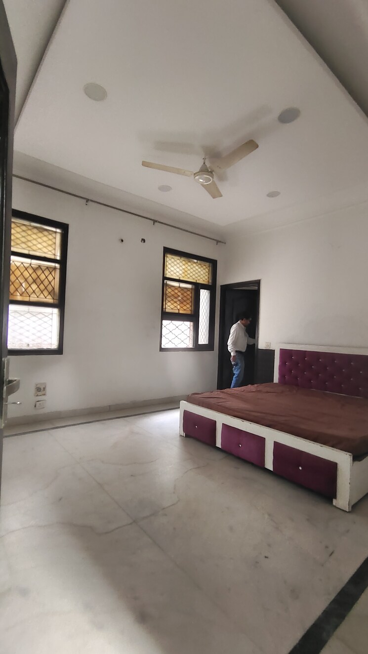 Living Room, palm-residency-chhatarpur 3 Bedroom 3600 Sq.Ft. Independent House In Chattarpur Delhi 9186695