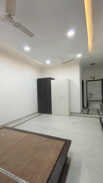 Bedroom in 3 BHK Independent House at Palm Residency Chhatarpur, Chattarpur – for Rent