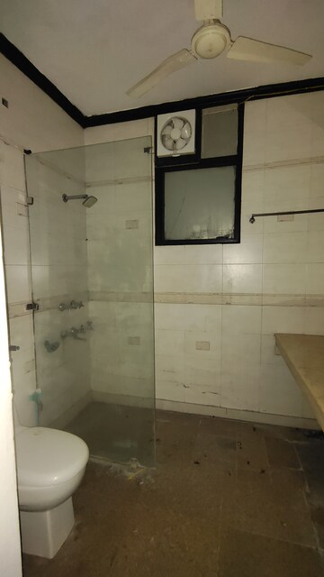 Bathroom in 3 BHK Independent House at Palm Residency Chhatarpur, Chattarpur – for Rent