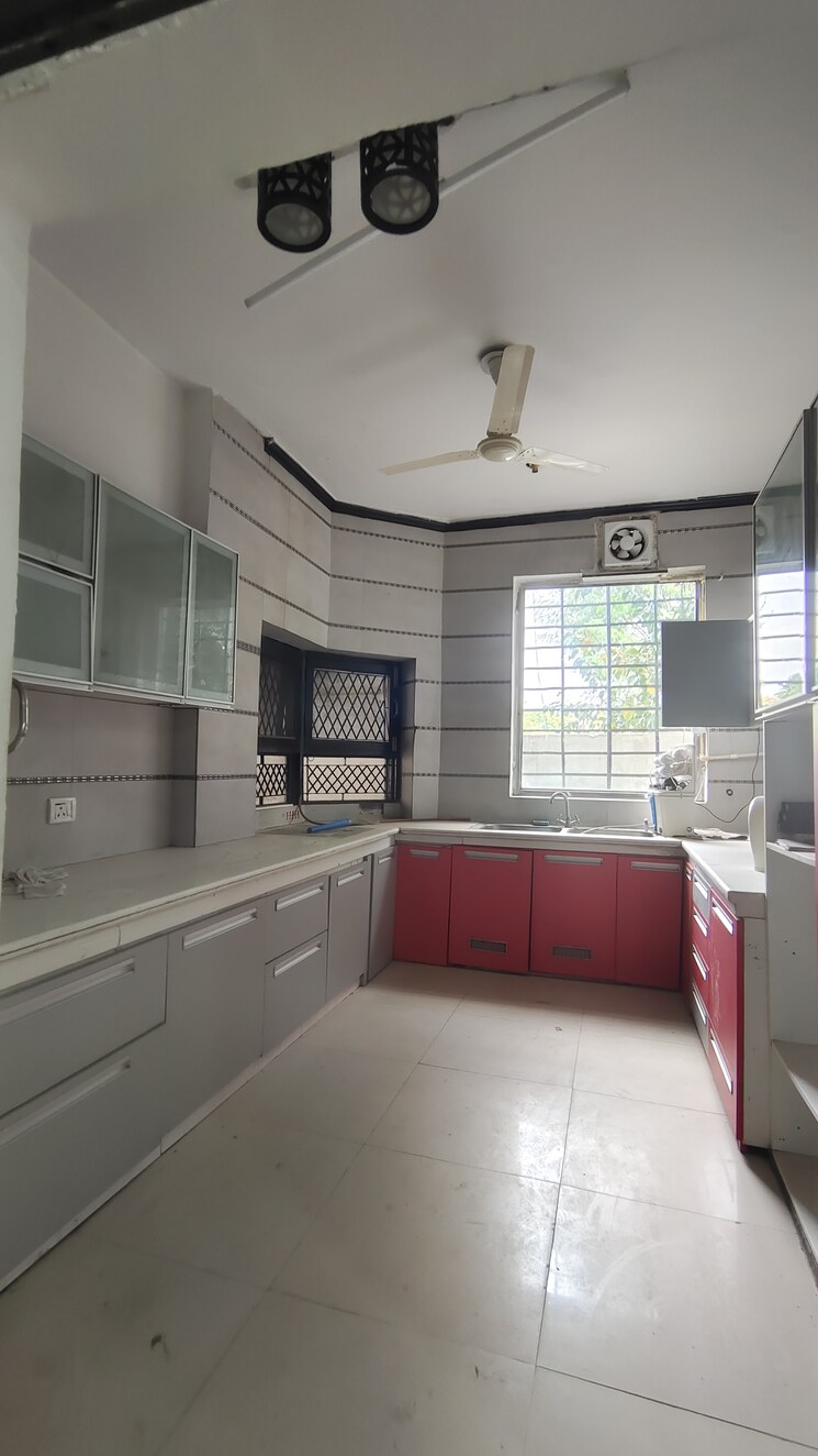 Kitchen, palm-residency-chhatarpur 3 Bedroom 3600 Sq.Ft. Independent House In Chattarpur Delhi 9186695