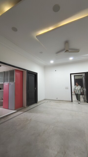 Room in 3 BHK Independent House at Palm Residency Chhatarpur, Chattarpur – for Rent