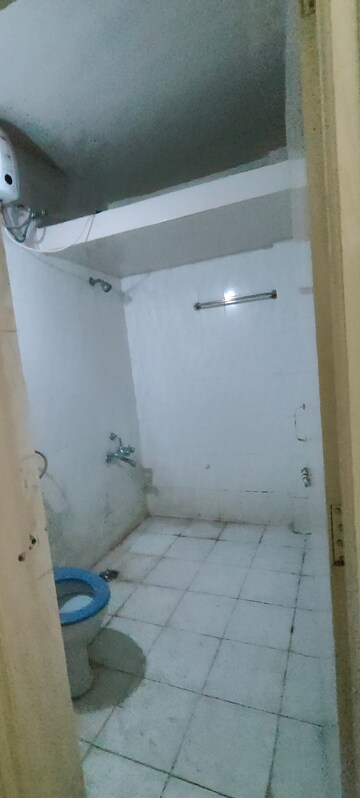 Bathroom in 2 BHK Apartment at Kubera Gulshan, Aundh – for Rent