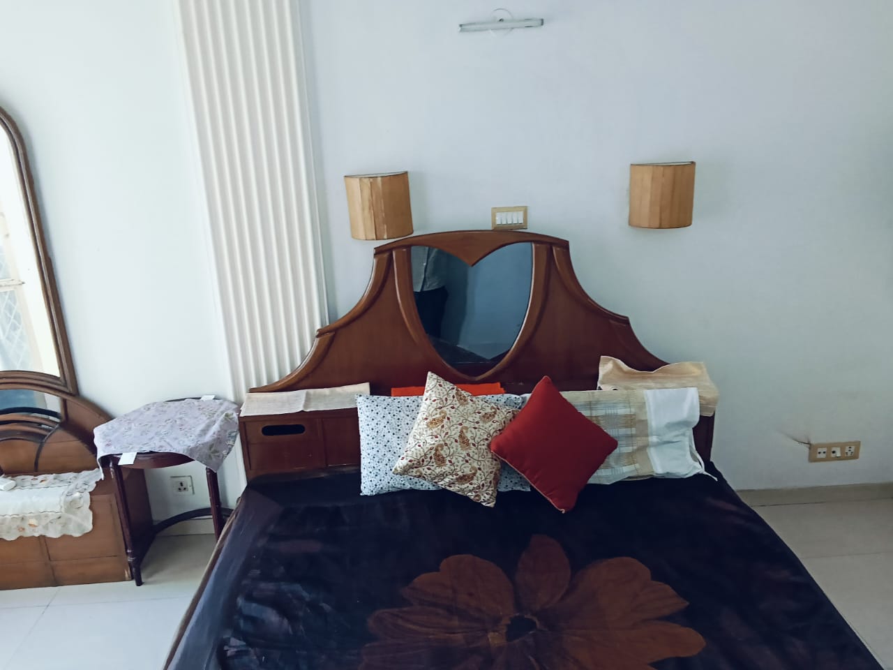 2 BHK + Study Room Builder Floor For Rent in Chittaranjan Park