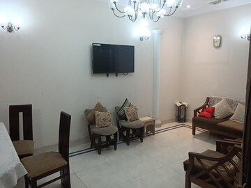 Living Room in 2 BHK Builder Floor at Chittaranjan Park – for Rent