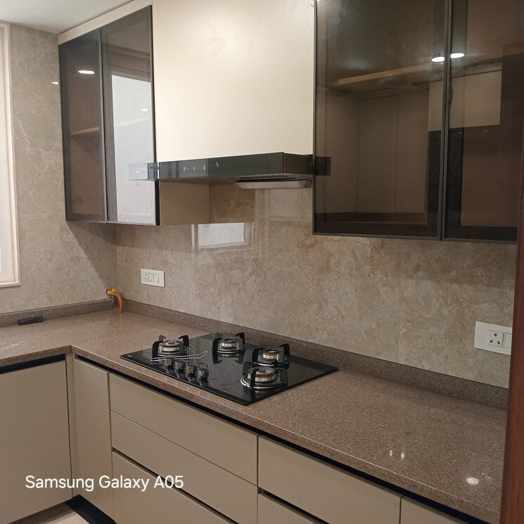 Kitchen, greater kailash part 3 3 Bedroom 217 Sq.Yd. Builder Floor In Greater Kailash Part 3 Delhi 9186749