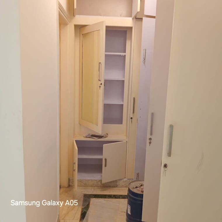 Bathroom, greater kailash ii 4 Bedroom 600 Sq.Yd. Builder Floor In Greater Kailash ii Delhi 9186767