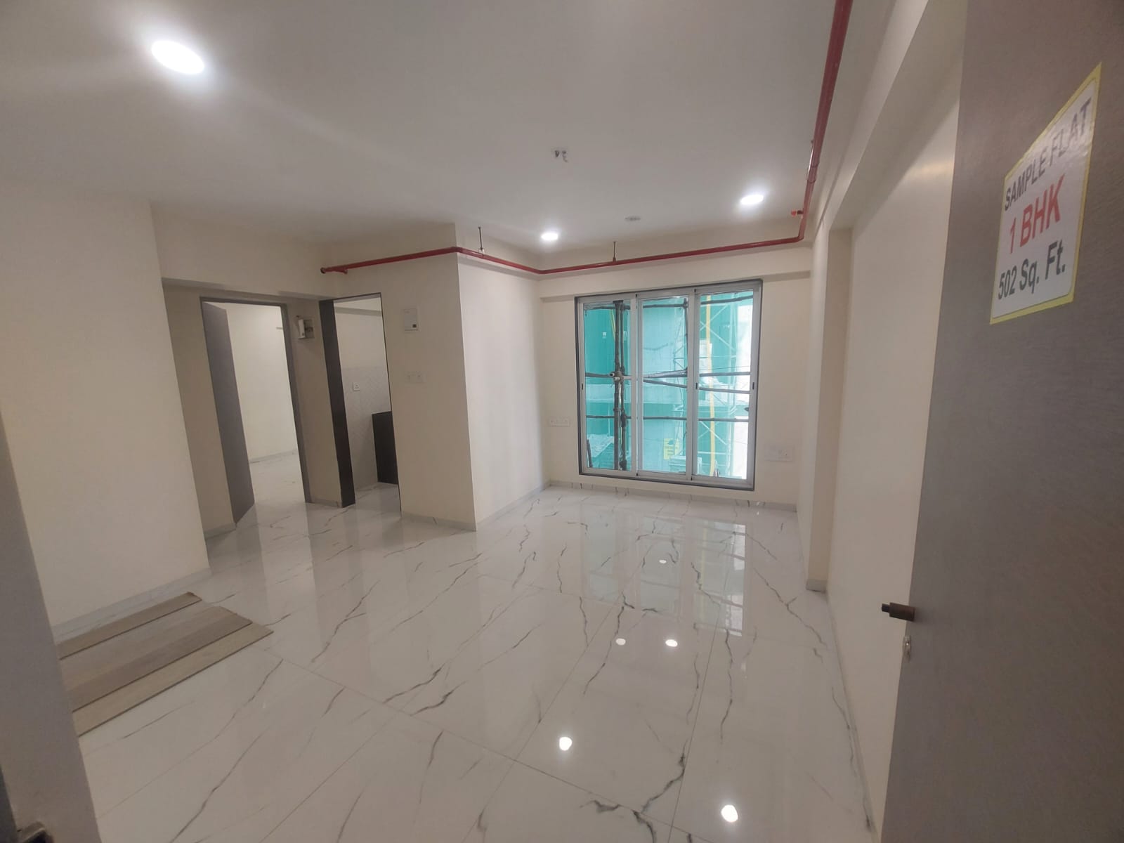 2 BHK + Extra Room Apartment For Sale in Ghatkopar West