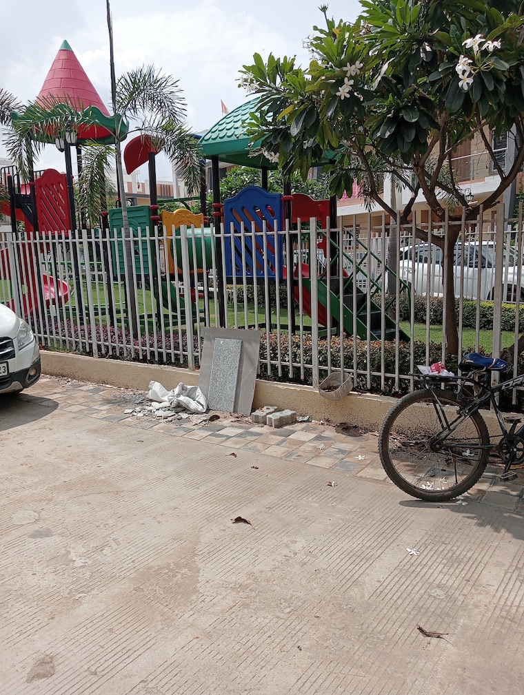  Parking, bagmugaliya 3 Bedroom 800 Sq.Ft. Independent House In Bagmugaliya Bhopal 9186798