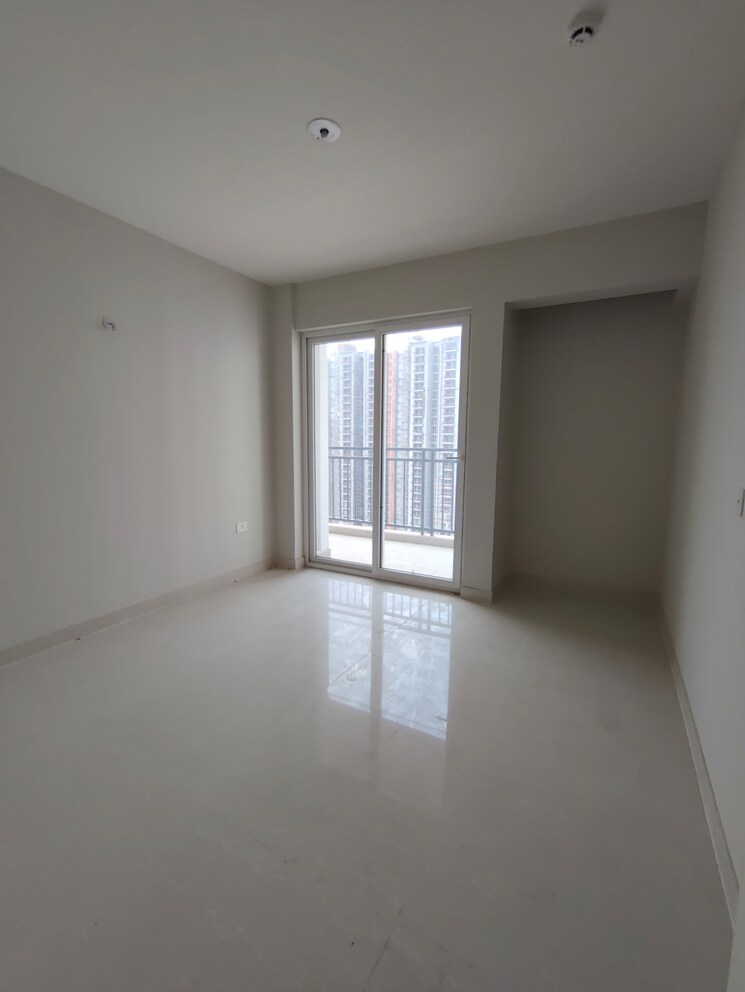 Room, eldeco-live-by-the-greens 2 Bedroom 1137 Sq.Ft. Apartment In Sector 150 Noida 9186796