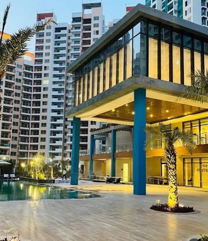 3 BHK + Pooja Room,Servant Room Apartment For Sale in Shapoorji Pallonji Joyville Gurgaon