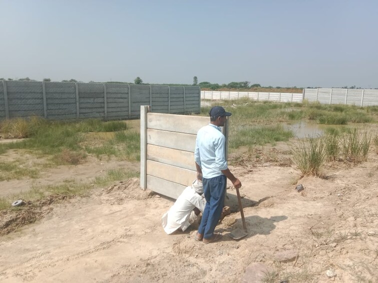 Cover Image, nh 19  450 Sq.Ft. Plot In Nh 19 Vrindavan 9186792